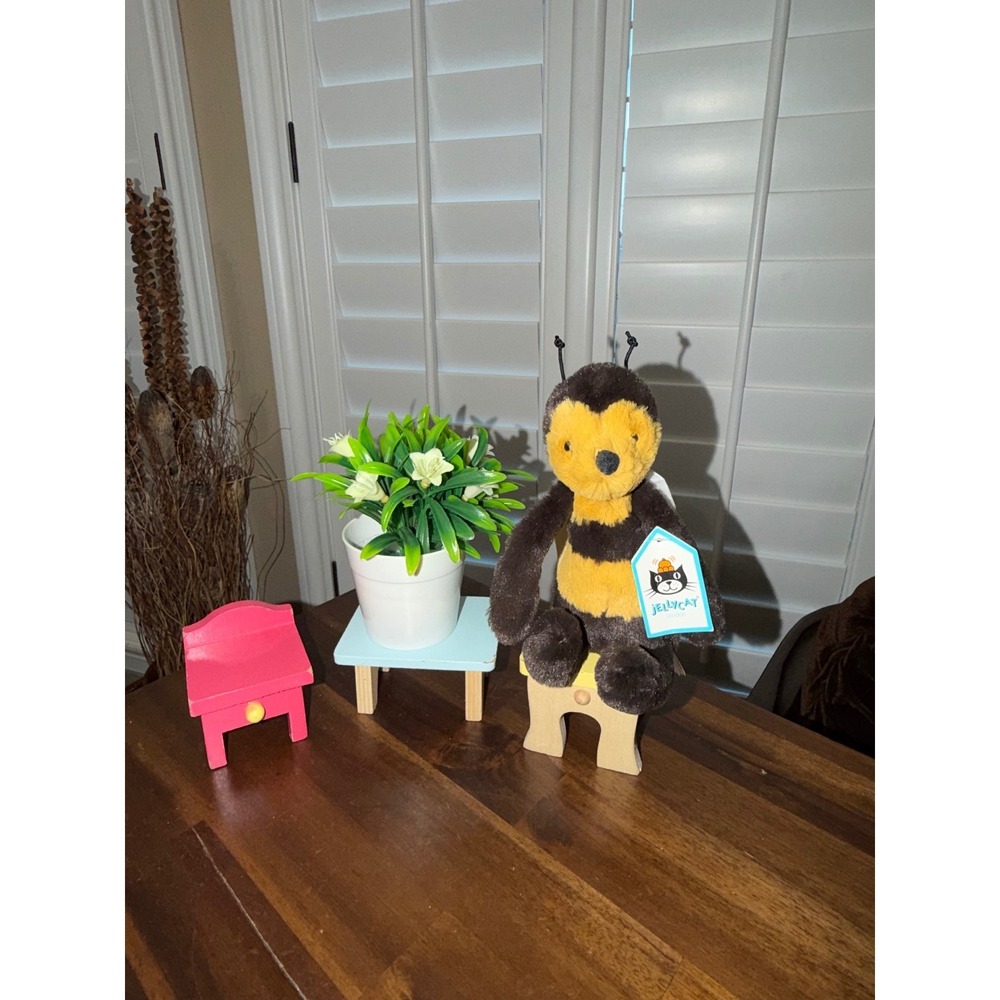 Jellycat Small Bashful Bee Plush Stuffed Animal Retired BASS6BEE NWT 7"